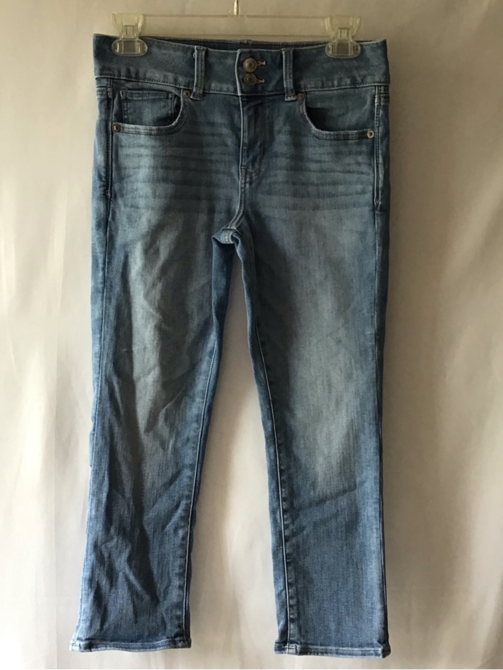 American Eagle Outfitters Light Wash Skinny Jeans